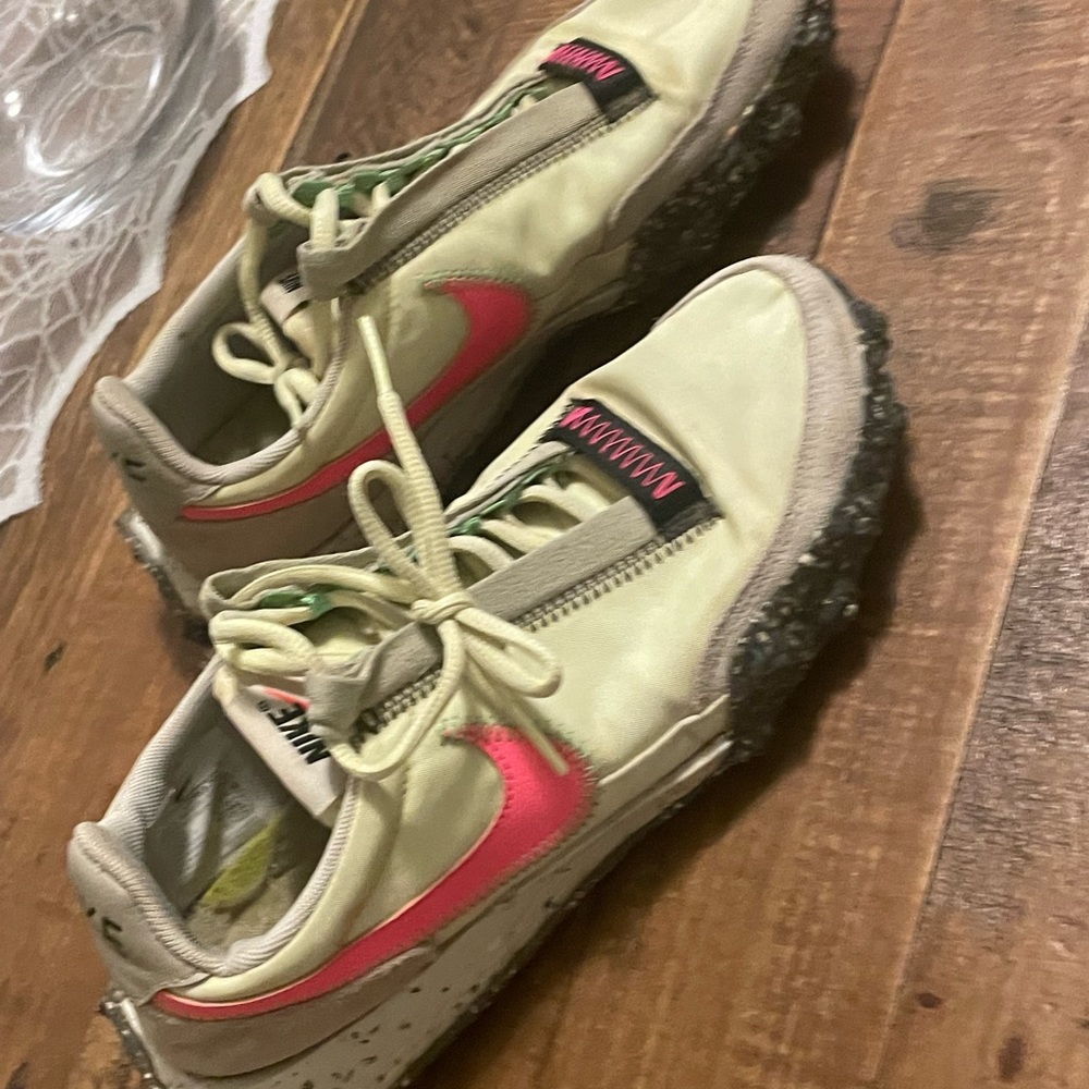 Nike Waffle's Size 6.5 women
